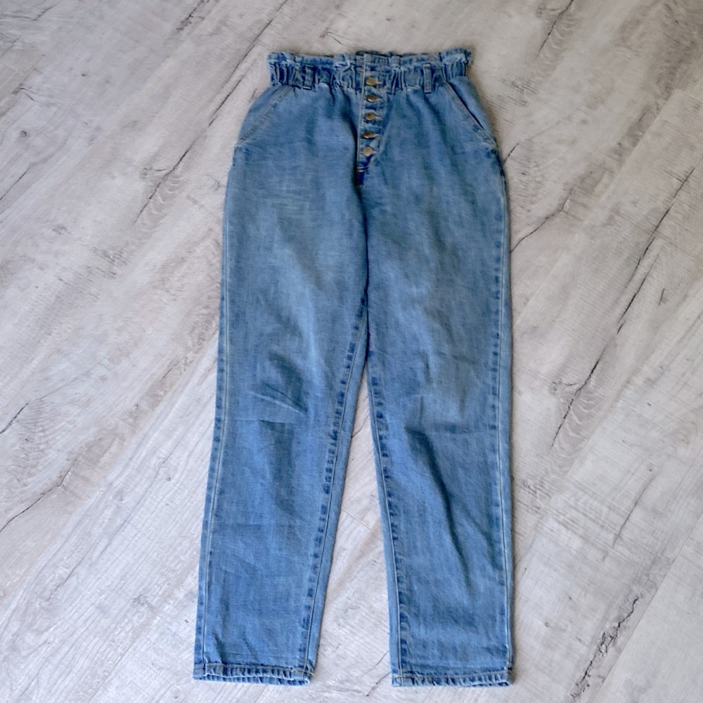 Forever 21 straight leg denim paper-bag straight leg jeans